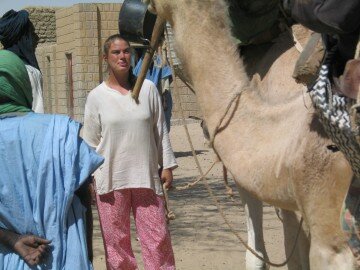 Looking at my camels in Tomboctou and realising they are very thin